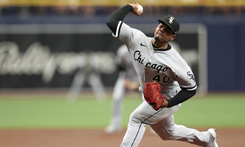 Medias Blancas visitan a los Reales y anuncian al dominicano Reynaldo López