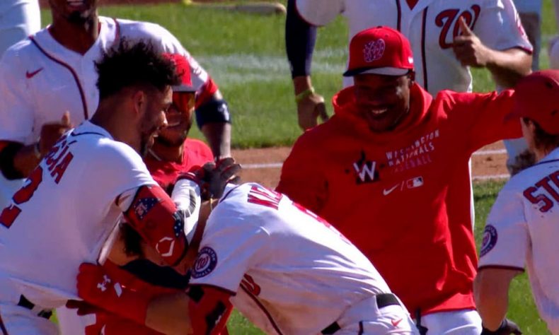 Por los Nacionales, el venezolano Alcides Escobar de 4-1 con dos anotadas. El dominicano Juan Soto de 4-0 con una remolcada. El cubano Yadiel Hernández de 4-1.