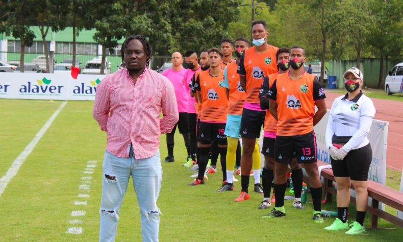 El primer partido de la semifinal será el derbi vegano Jarabacoa FC vs Atlético Vega Real en el Estadio Junior Mejía a las 4:00 p.m, en tanto que el clásico de la LDF entre Atlético Pantoja y Cibao FC será el domingo 6.00 pm en el Félix Sánchez. Ambos partidos serán transmitidos a través del canal de YouTube de la Liga, el app ‘Fútbol RD Live’ y por CDN Deportes.