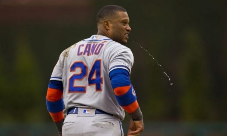 Robinson Canó es conocido por su carrera en la MLB con equipos como Yankees de Nueva York, con quien ganó la Serie Mundial en 2009; y por ser nombrado jugador All-Star en ocho ocasiones.